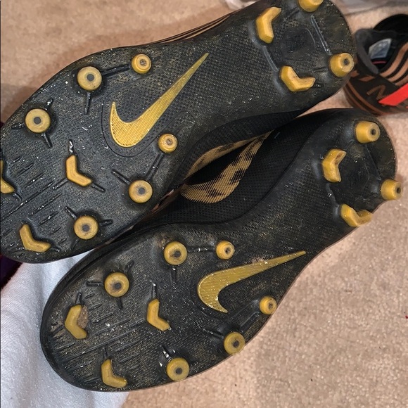 Nike ankle sock soccer cleats - Picture 4 of 4